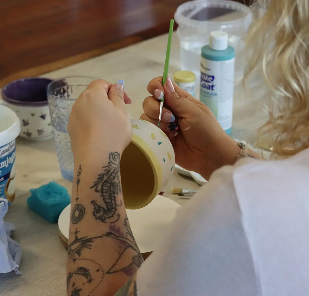 Handbemalte Keramik aus dem Atelier Farbrausch Freystadt